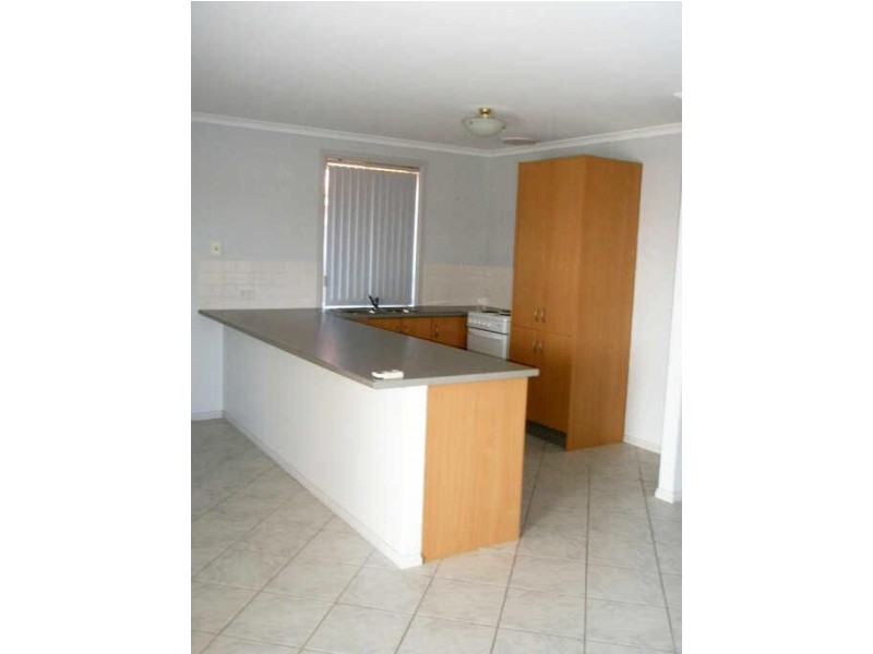 18 Toner Crescent, Evanston Park SA 5116