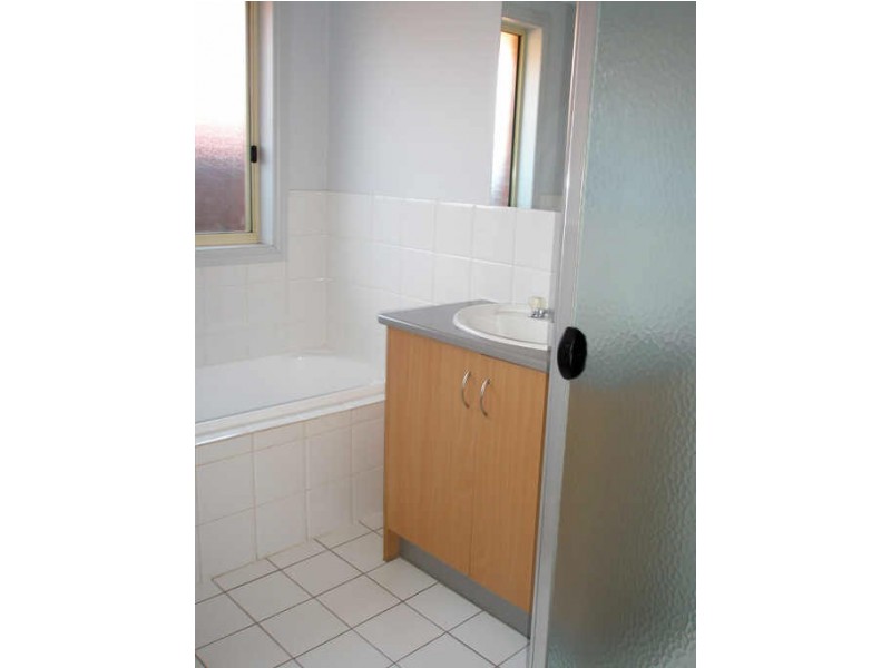 18 Toner Crescent, Evanston Park SA 5116