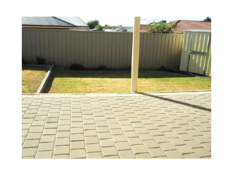 18 Toner Crescent, Evanston Park SA 5116