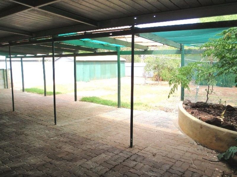 15 Barrington Road, Elizabeth Downs SA 5113