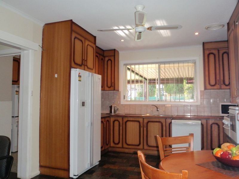 18 Balmoral Road, Salisbury East SA 5109