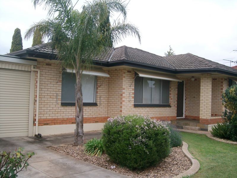 18 Balmoral Road, Salisbury East SA 5109