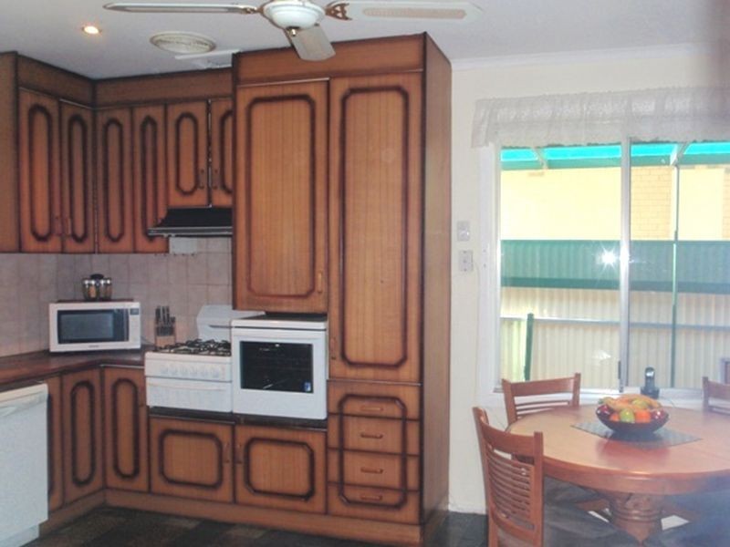 18 Balmoral Road, Salisbury East SA 5109