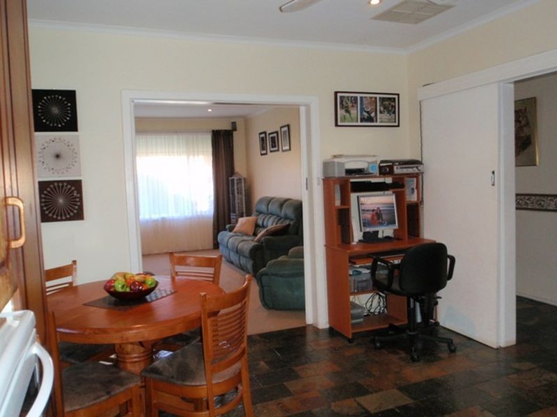 18 Balmoral Road, Salisbury East SA 5109