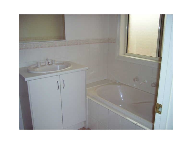 9 Lucy Street, Burton SA 5110