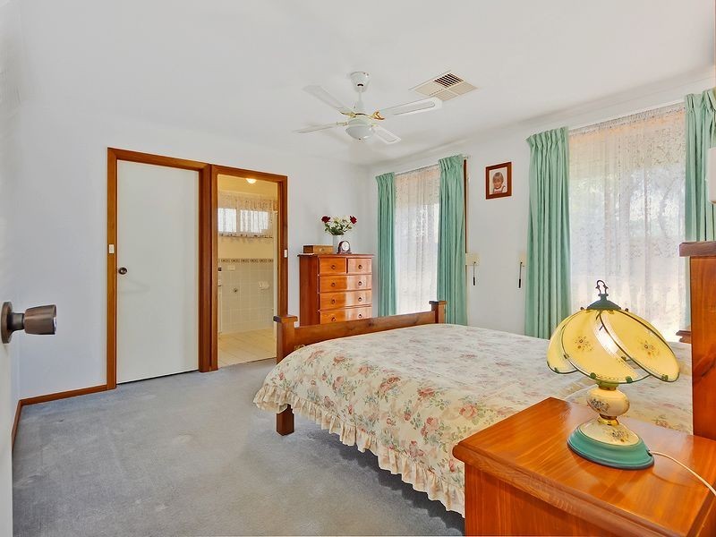 62 Swallow Crescent, Parafield Gardens SA 5107