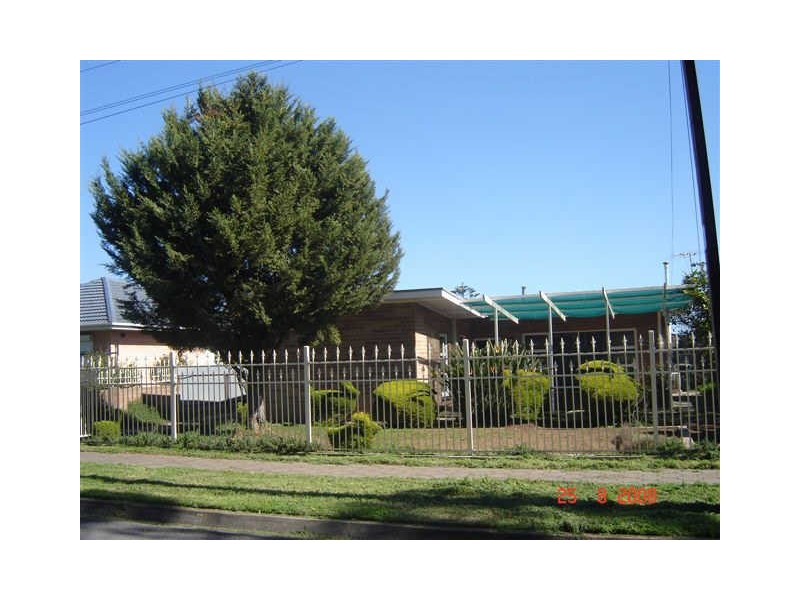 11 Saxon Street, Pooraka SA 5095
