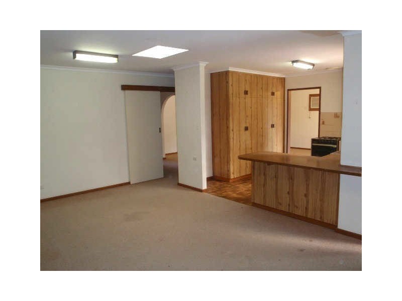 25 Camelot Drive, Paralowie SA 5108