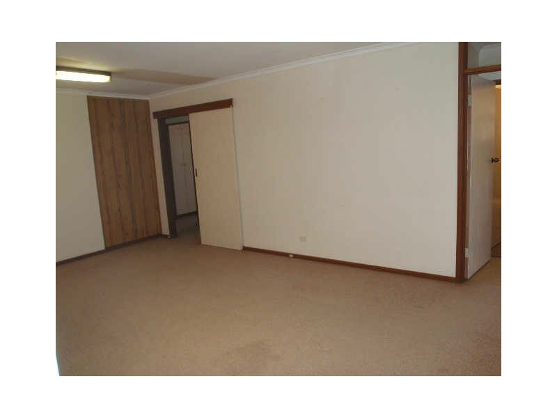 25 Camelot Drive, Paralowie SA 5108