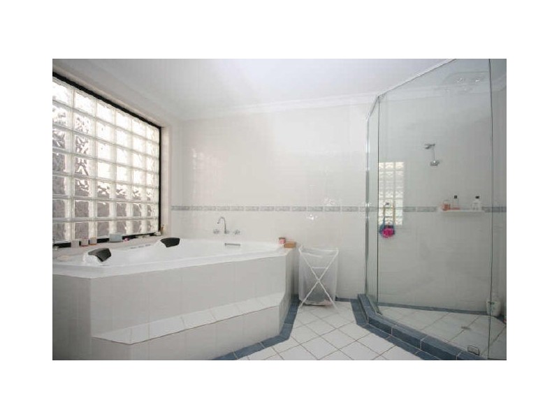 1 Azores Court, Mawson Lakes SA 5095