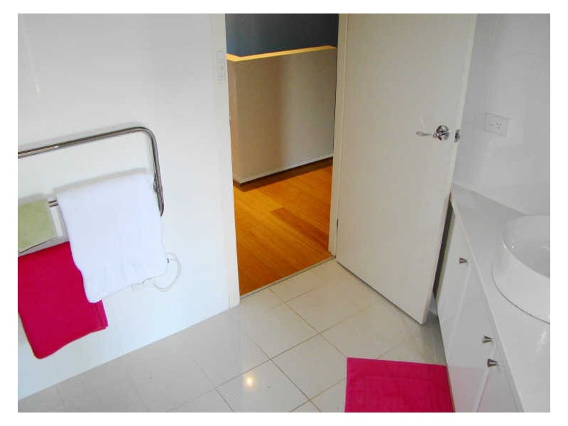 6 Azores Court, Mawson Lakes SA 5095