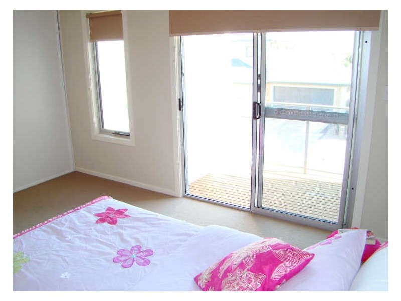 6 Azores Court, Mawson Lakes SA 5095