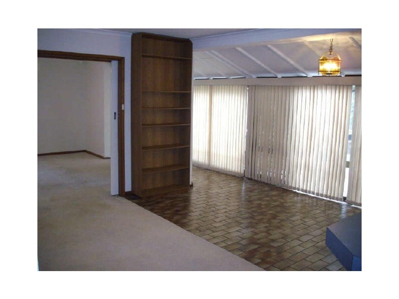 7 Jose Court, Para Hills West SA 5096