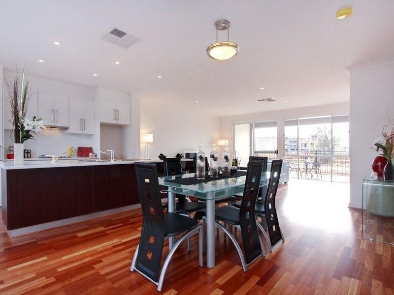 24 Ellis Lane, Mawson Lakes SA 5095