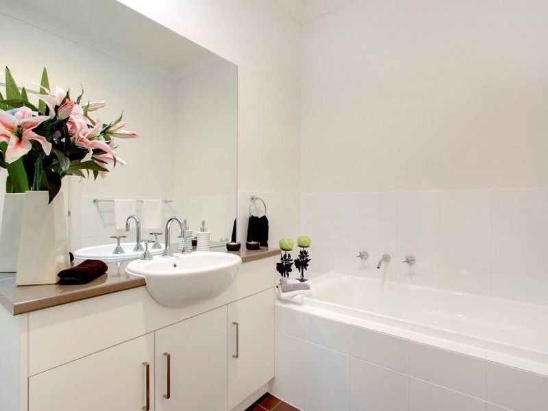 24 Ellis Lane, Mawson Lakes SA 5095