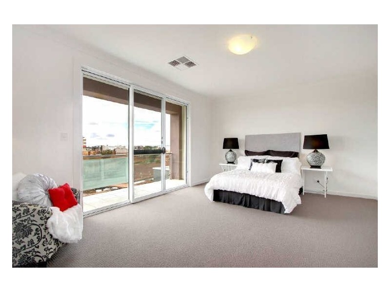 26 Ellis Lane, Mawson Lakes SA 5095