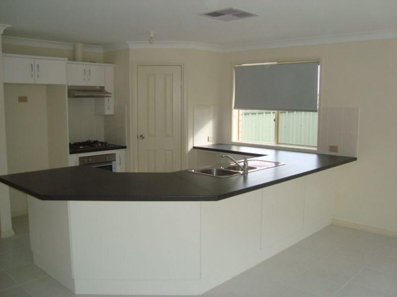 8 Altair Avenue West, Hope Valley SA 5090