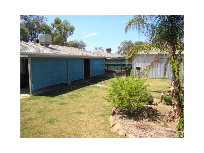 25 Wachtel Crescent, Burton SA 5110