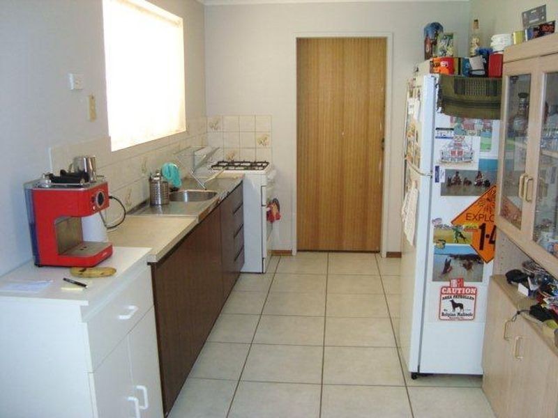 1 Carsten Crescent, Burton SA 5110