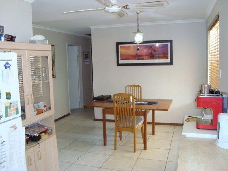 1 Carsten Crescent, Burton SA 5110