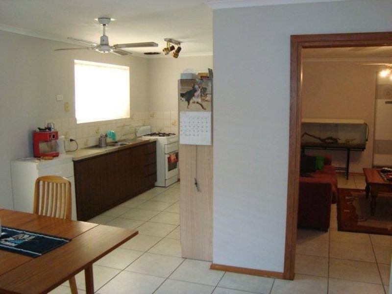 1 Carsten Crescent, Burton SA 5110