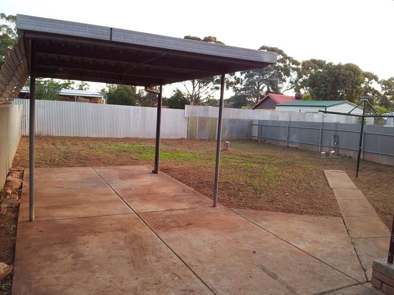 7 Peacemarsh Road, Davoren Park SA 5113