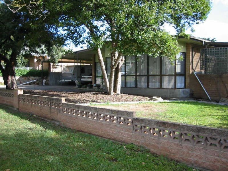 19 Gould Street, Para Hills SA 5096