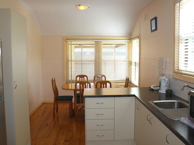 12 Oldham Road, Elizabeth Vale SA 5112