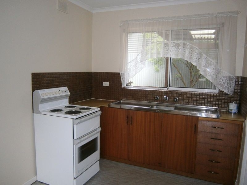 2/34 Gondola Grove, Para Hills SA 5096