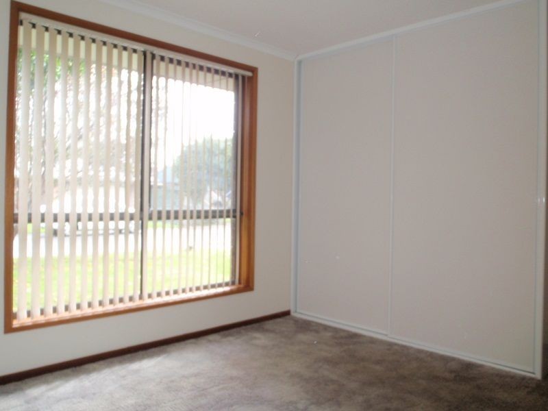 11 Mette Court, Salisbury Downs SA 5108