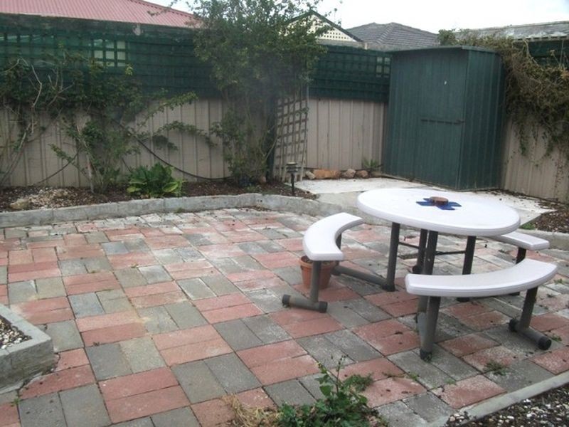 11 Crown Crescent, Paralowie SA 5108