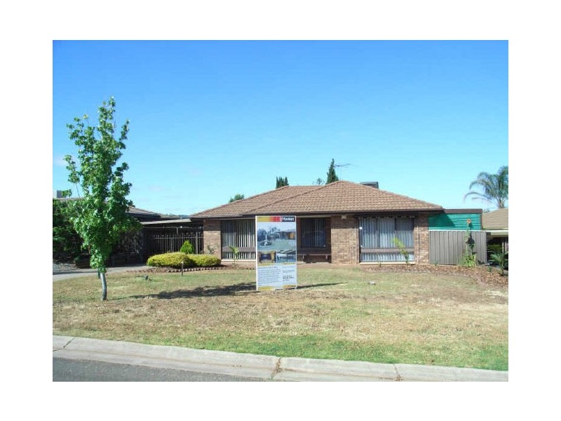 18 Hampton Court, Salisbury East SA 5109