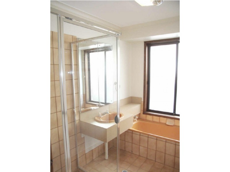 18 Hampton Court, Salisbury East SA 5109