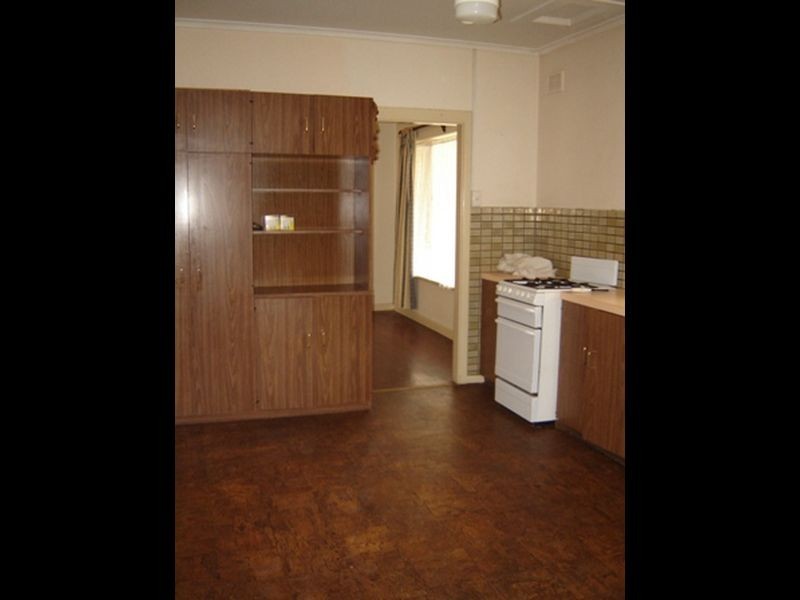 20 Pamela Avenue, Para Hills SA 5096