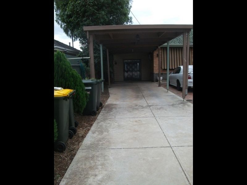 20 Pamela Avenue, Para Hills SA 5096