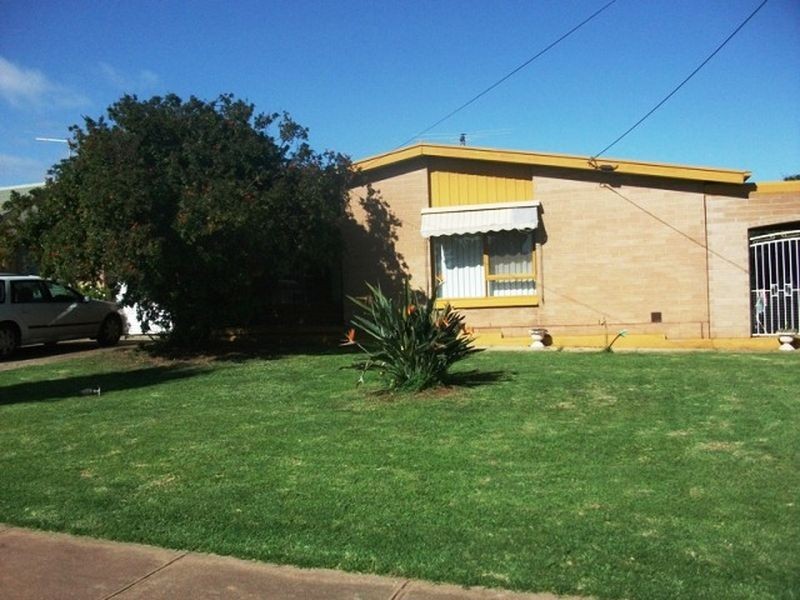 16 Seaborough Road, Elizabeth Park SA 5113