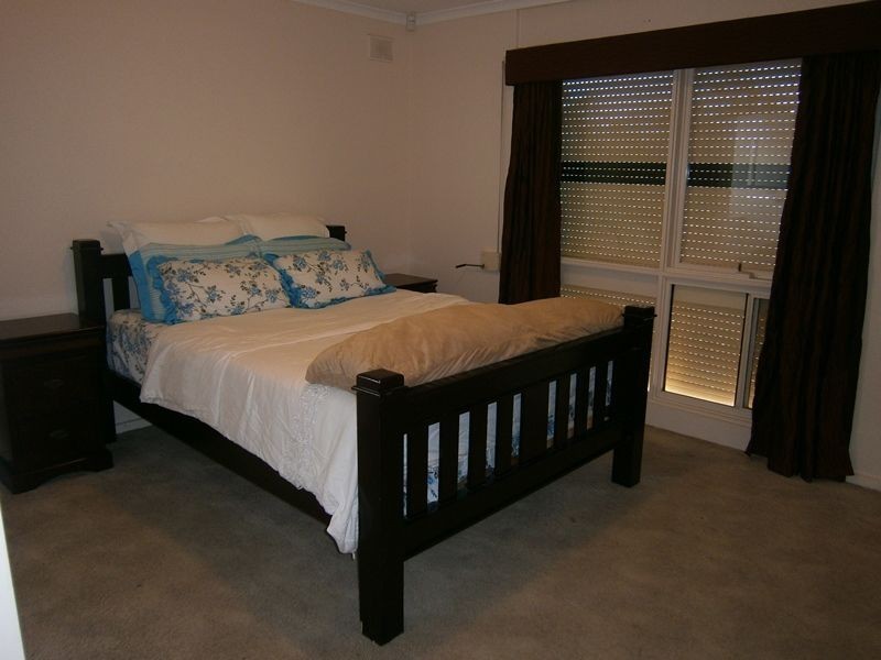 7 Rosewall Ave, Gulfview Heights SA 5096