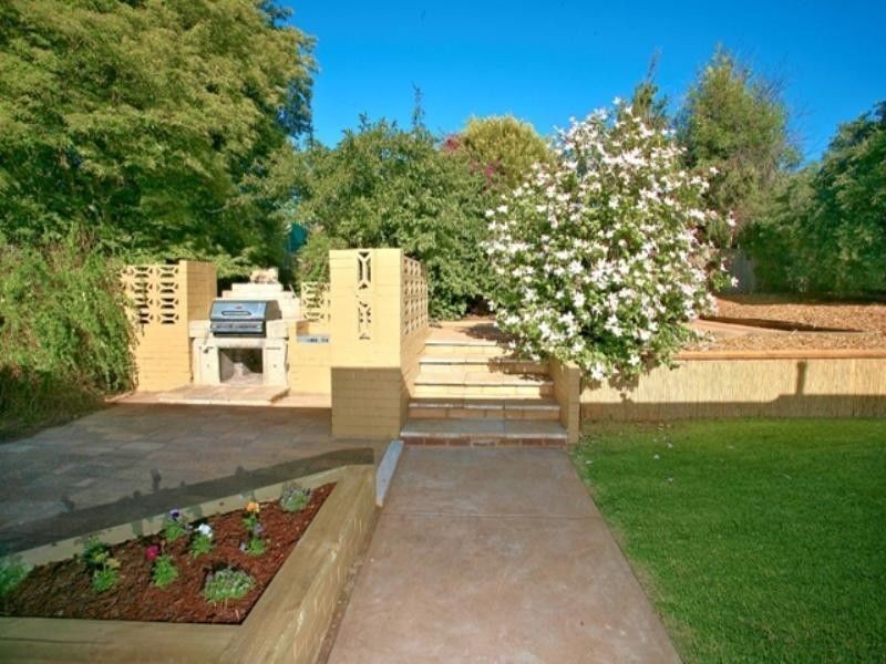 7 Rosewall Ave, Gulfview Heights SA 5096