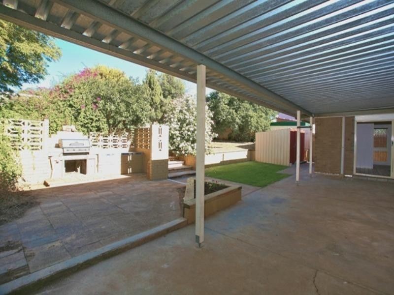 7 Rosewall Ave, Gulfview Heights SA 5096