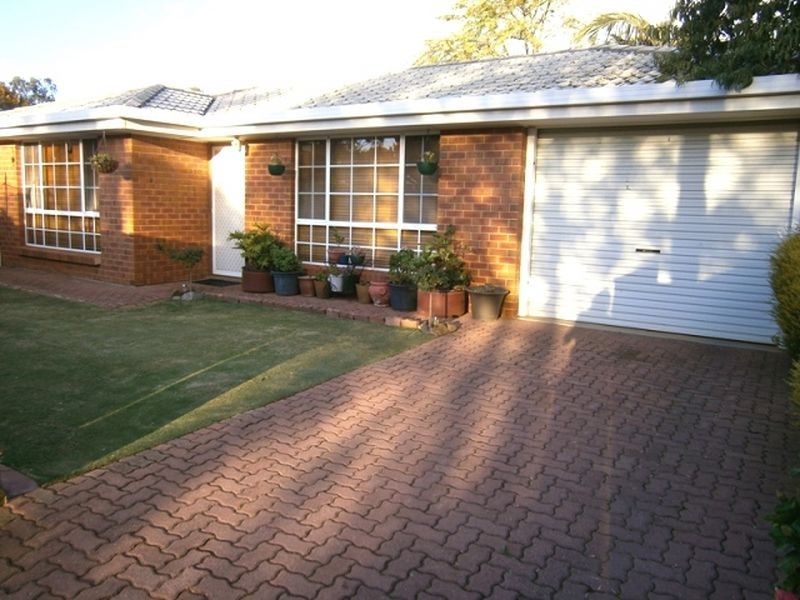 25 Rosemary Avenue, Parafield Gardens SA 5107
