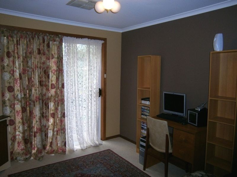 25 Rosemary Avenue, Parafield Gardens SA 5107