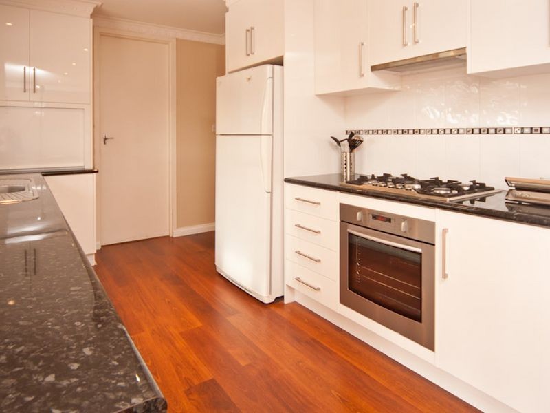 5 Lincoln Avenue, Parafield Gardens SA 5107