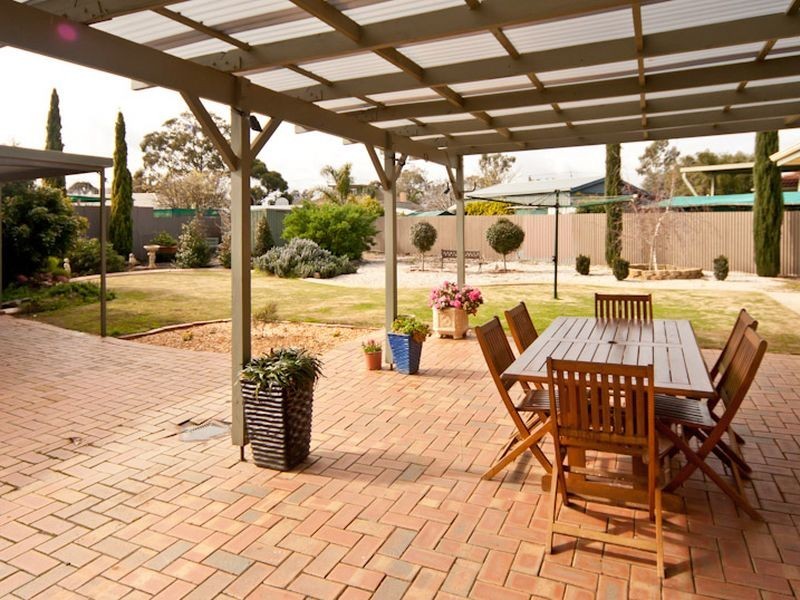 5 Lincoln Avenue, Parafield Gardens SA 5107