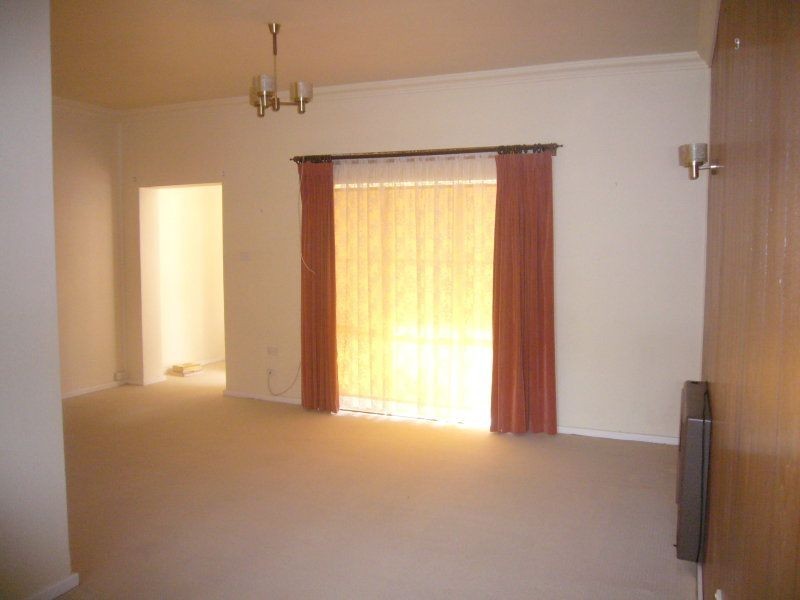 22 Winklebury Road, Elizabeth Vale SA 5112