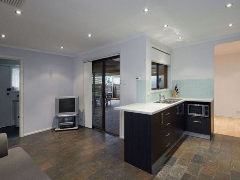 15 Kosmina Avenue, Hillbank SA 5112