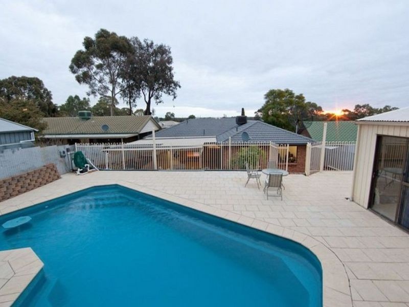 15 Kosmina Avenue, Hillbank SA 5112