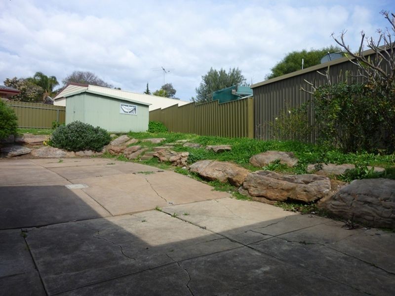 11 Landy Avenue, Gulfview Heights SA 5096