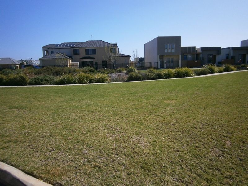 65 Hindmarsh Circuit, Mawson Lakes SA 5095