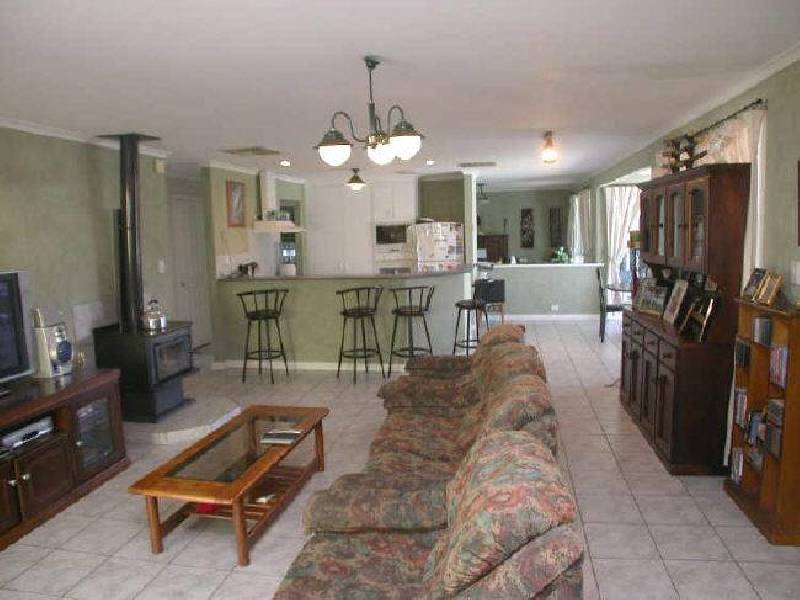 4 Evans Court, Hillbank SA 5112