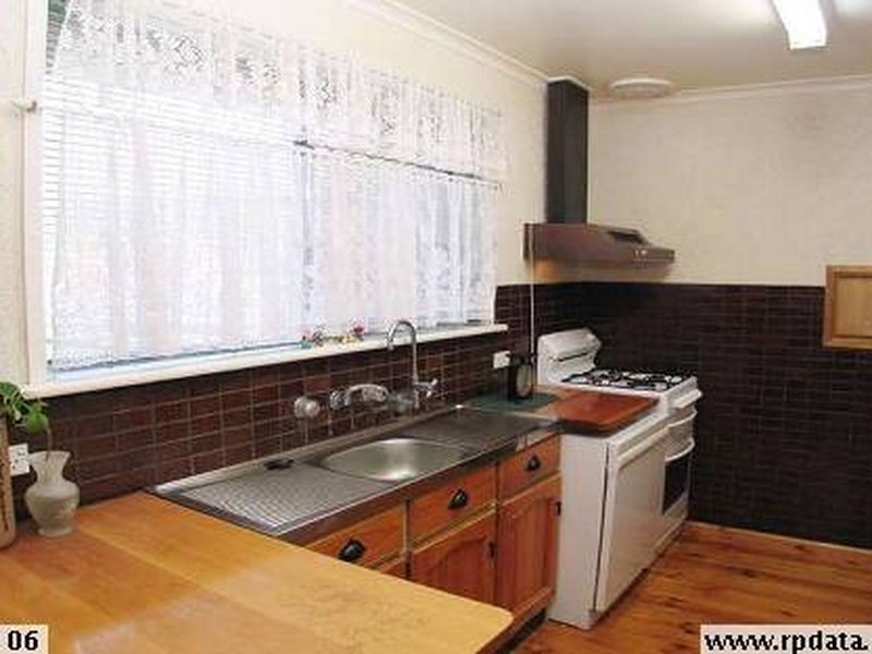 40 Cheltenham Crescent, Salisbury East SA 5109